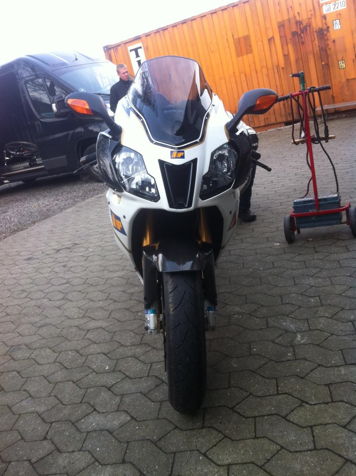 Aprilia RSV 1000 R Factory billede 6