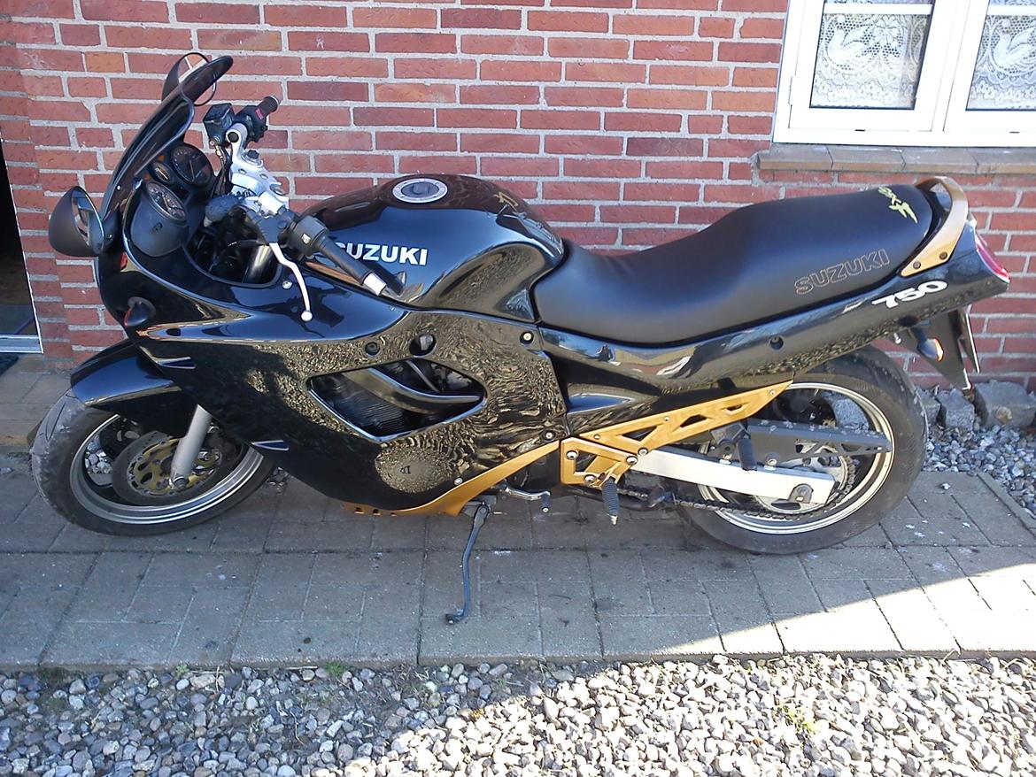 Suzuki GSX 750 F billede 6