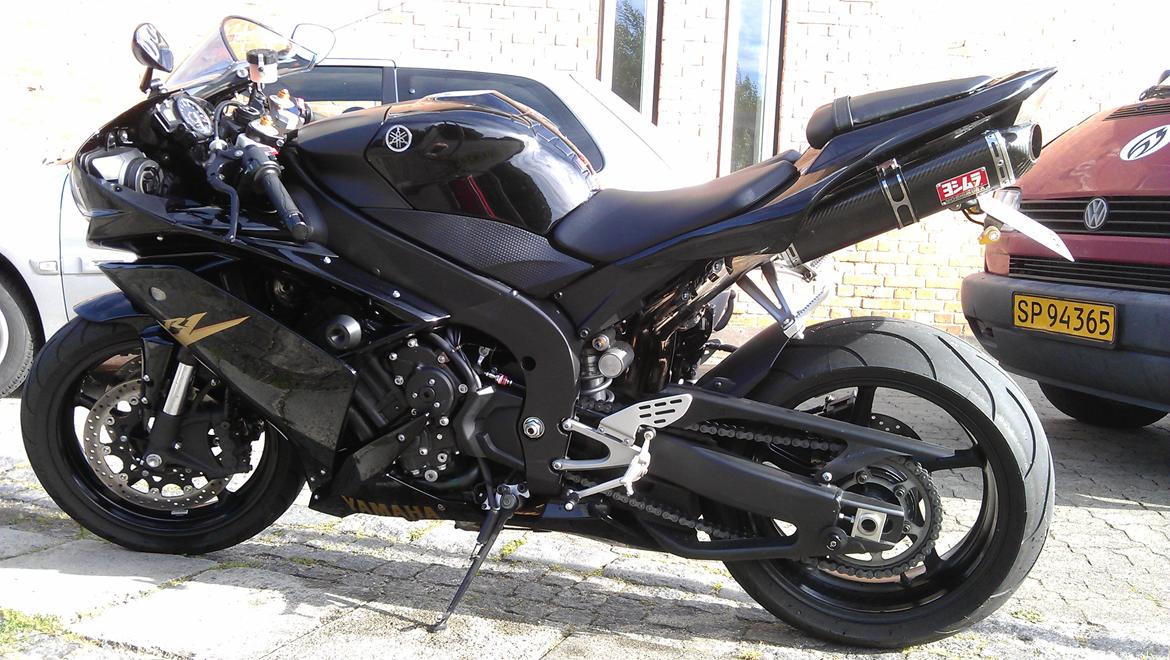 Yamaha yzf r1 *død* billede 3