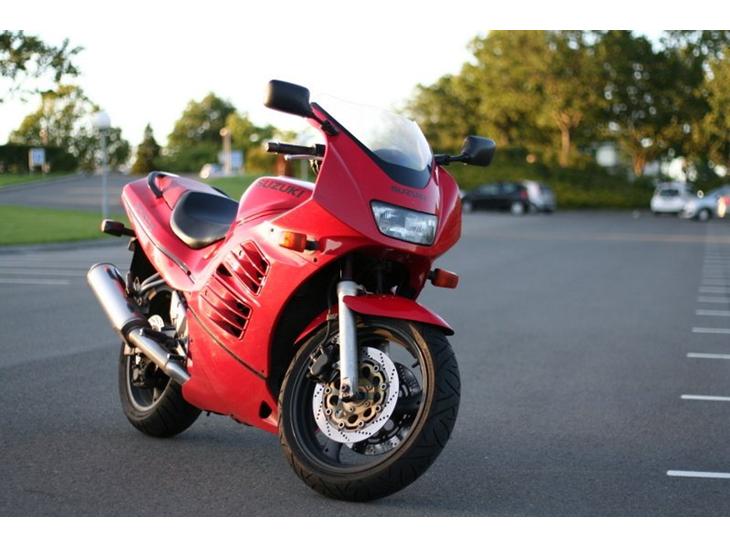 {{currentPhoto.altText}} billede {{currentPhoto.number}}