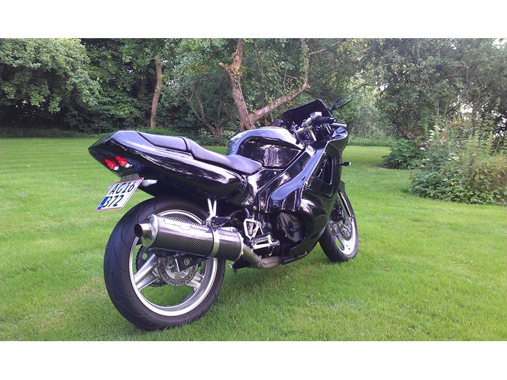 {{currentPhoto.altText}} billede {{currentPhoto.number}}