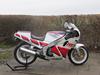 Yamaha FZR