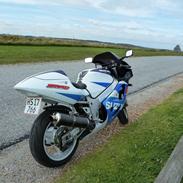 Suzuki GSX-R 600 Srad