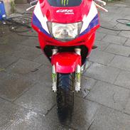 Honda CBR 600 F