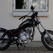 Suzuki GN250 Bobber