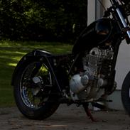 Suzuki GN250 Bobber