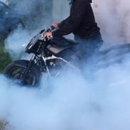 Honda vf 400
