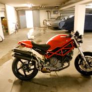 Ducati Monster 1000 S2R