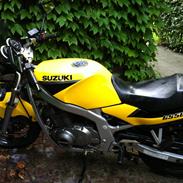 Suzuki GS 500 E