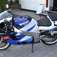 Suzuki Gsxr 600 Srad