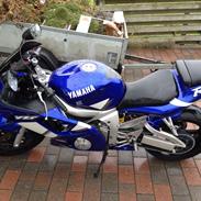 Yamaha R6