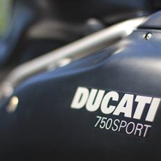Ducati *SS 750 Sport Dark IE*