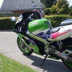 Kawasaki ZX750R / 900R *SOLGT*