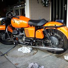 Moto Guzzi V7 Ambassador
