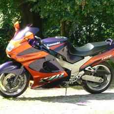 Kawasaki ZZR 1100