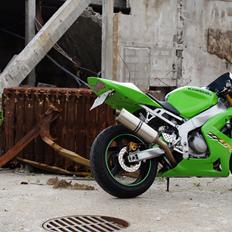 Kawasaki ZX6R 636 (SOLGT)