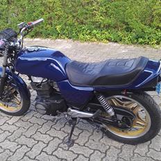 Honda cb 400n