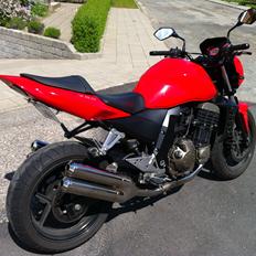 Kawasaki Z750 (Købt 2010 - Solgt 2012)