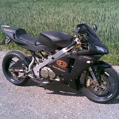 Honda vfr 7750 rc 24