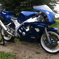 Yamaha FZR 400 RR - SP EXUP 3TJ2