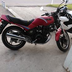 Yamaha xs 400