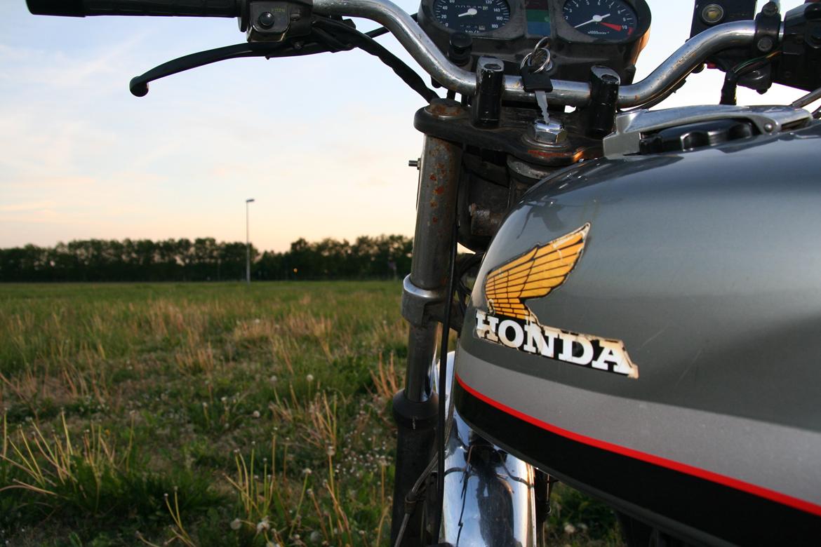 Honda CB 400 N billede 1