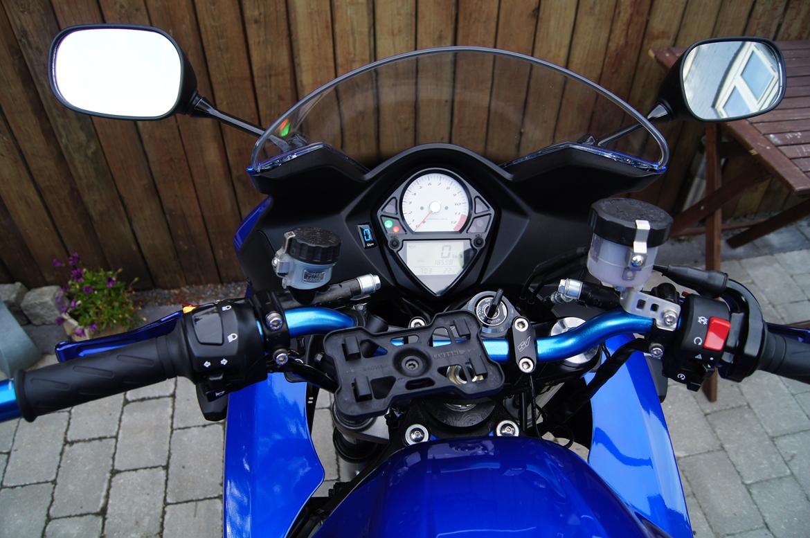 Suzuki sv1000 k7 (SOLGT) billede 18