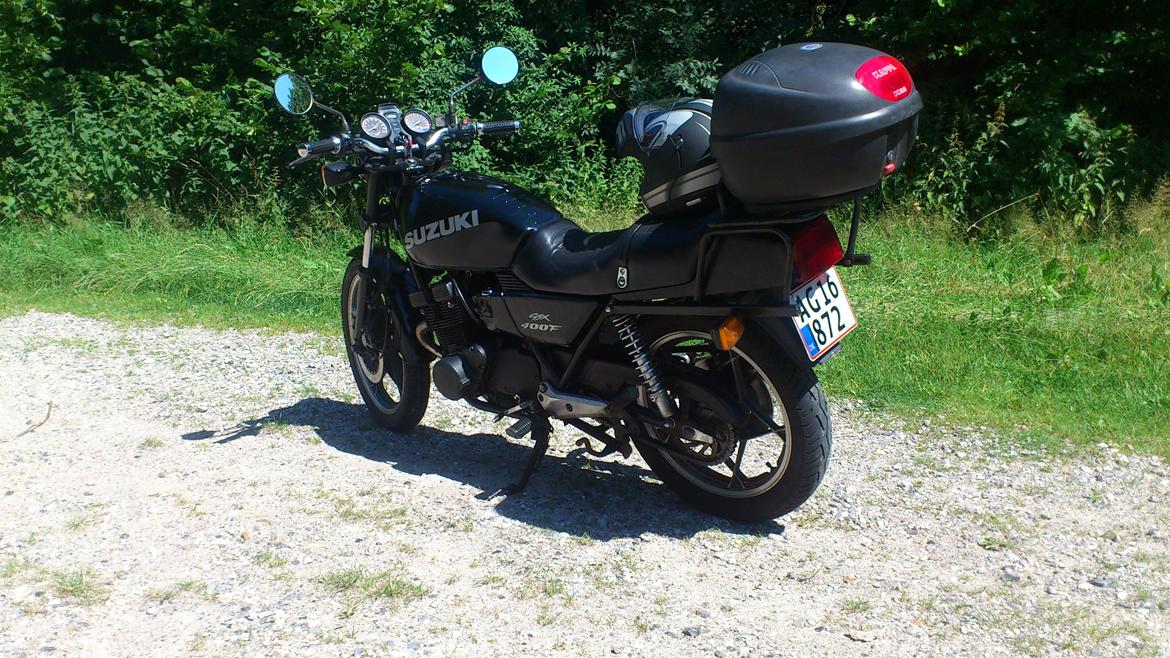 Suzuki GSX 400 F billede 4