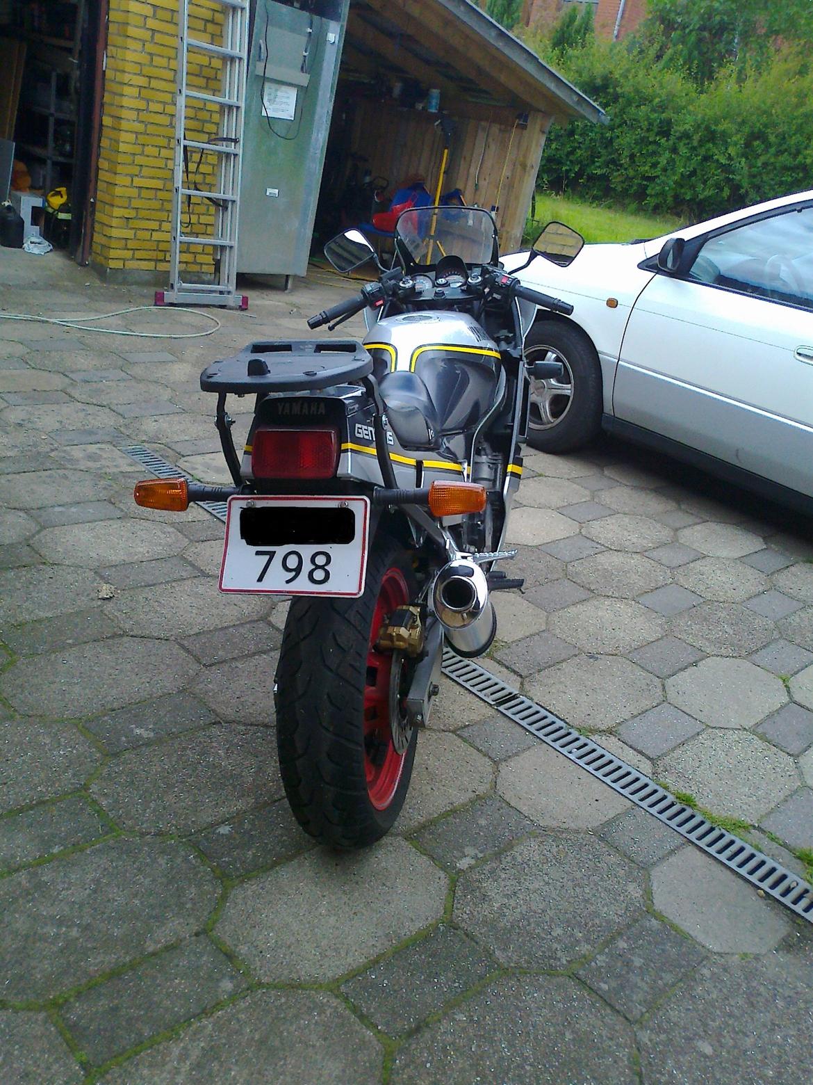 Yamaha FZ 750 (Solgt)  billede 8