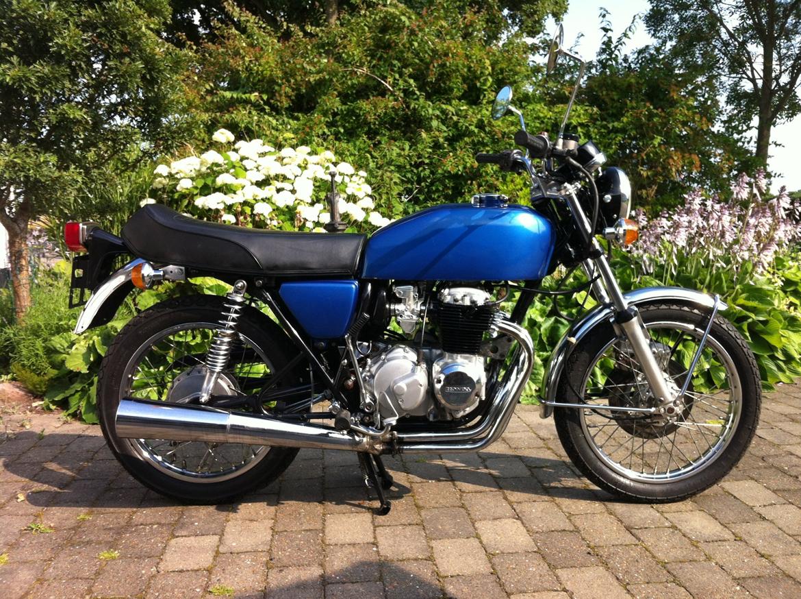 Honda cb 400 f