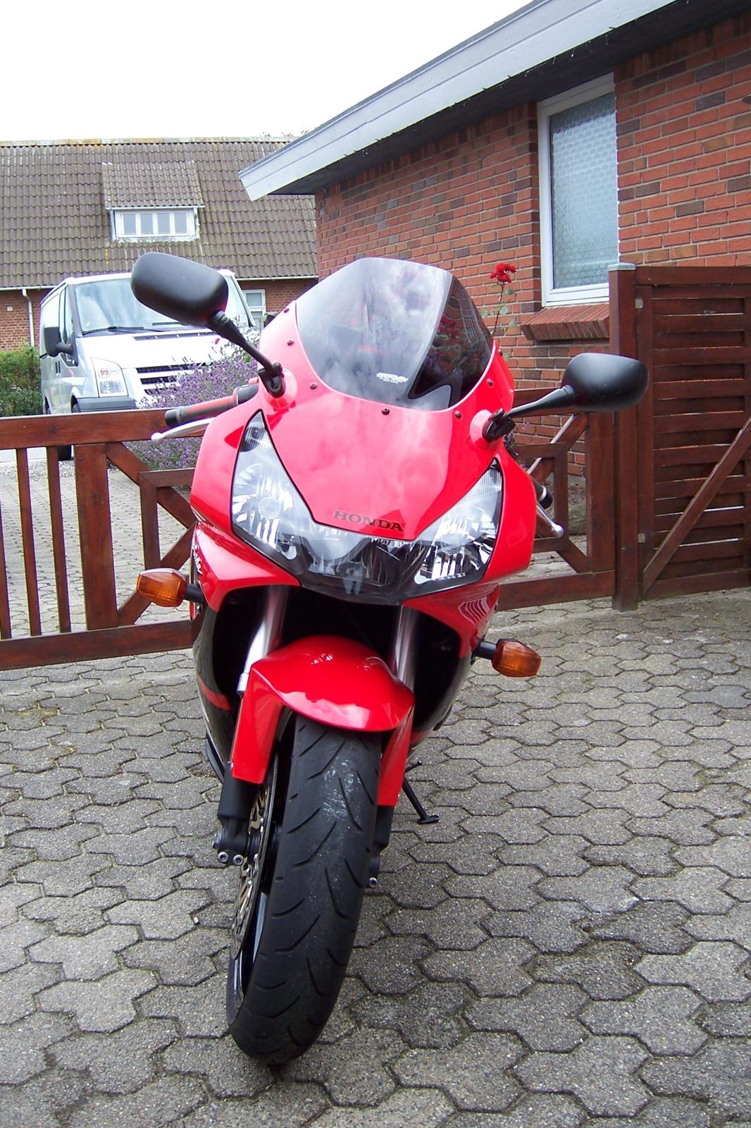 Honda Cbr 954 billede 5