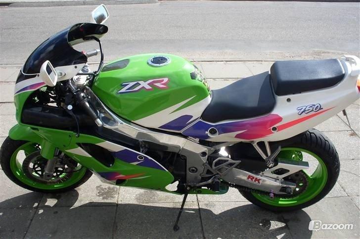 Kawasaki ZX750R / 900R *SOLGT* billede 3