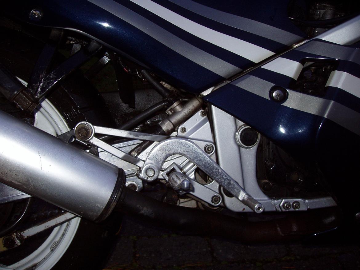 Suzuki GSX-R 250 billede 10