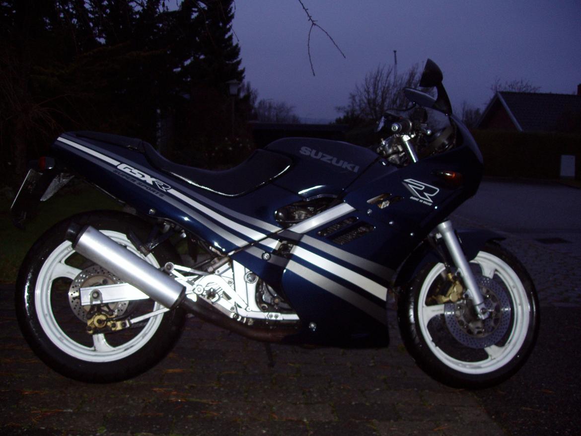 Suzuki GSX-R 250 billede 11