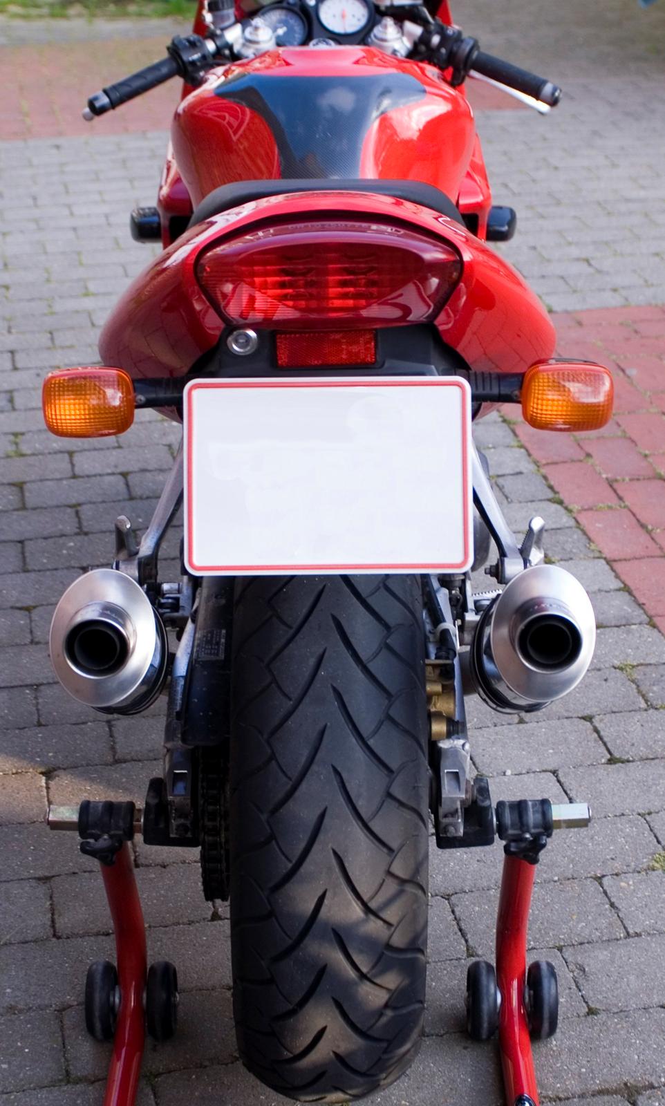 Honda VTR 1000 Firestorm --solgt-- billede 3