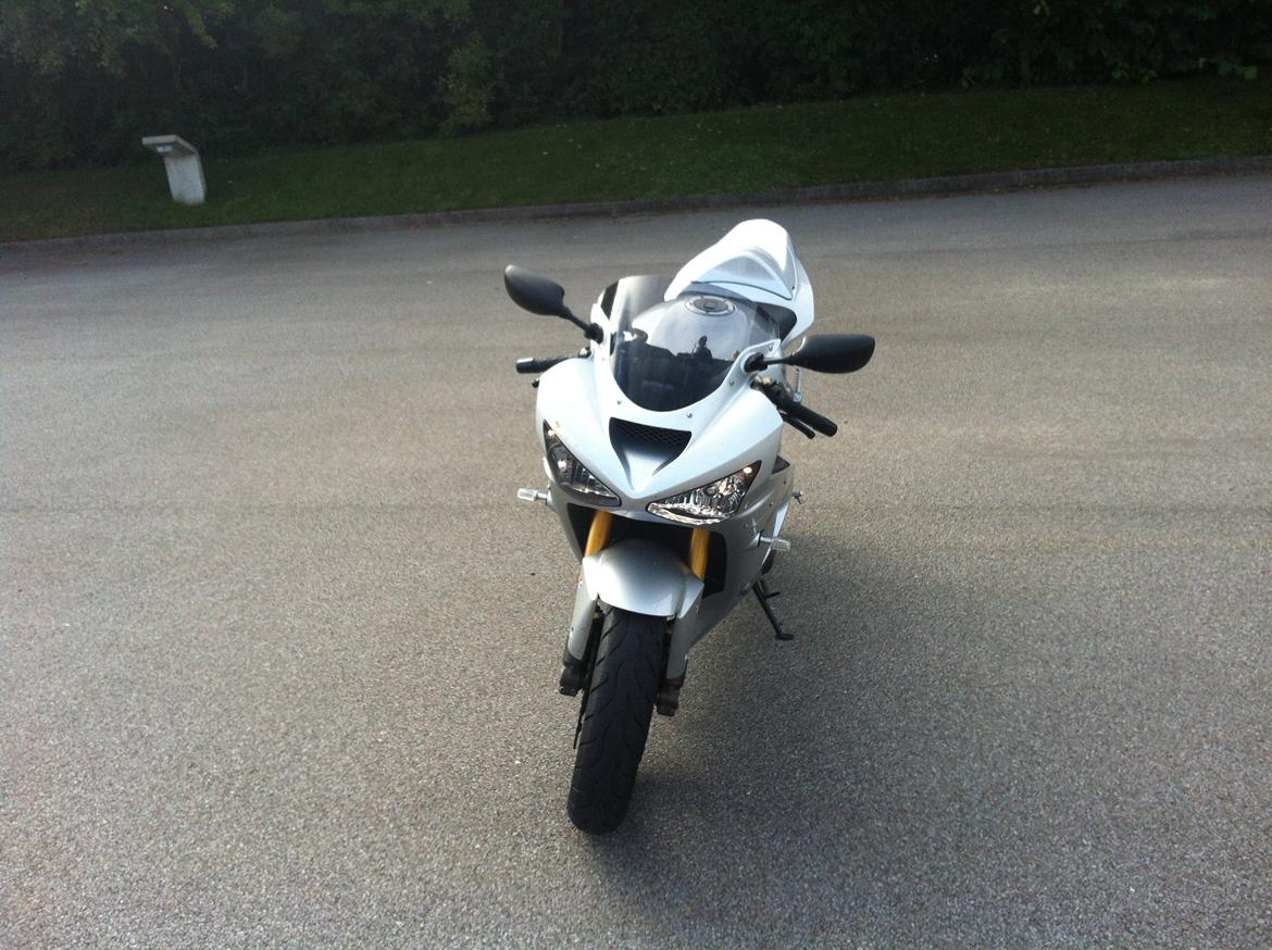 Kawasaki zx6r 636 billede 8