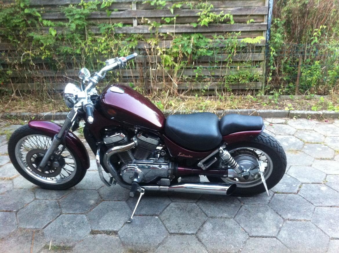 Suzuki Intruder SOLGT billede 1