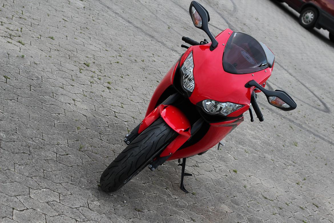 Honda CBR1000RR - Firebladen efter en polering hos klarbil.nu ... De gutter kan deres kram! billede 9