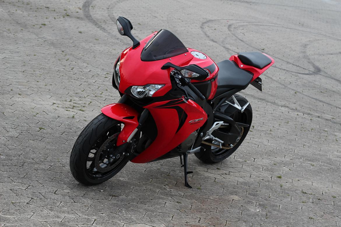 Honda CBR1000RR - Firebladen efter en polering hos klarbil.nu ... De gutter kan deres kram! billede 10