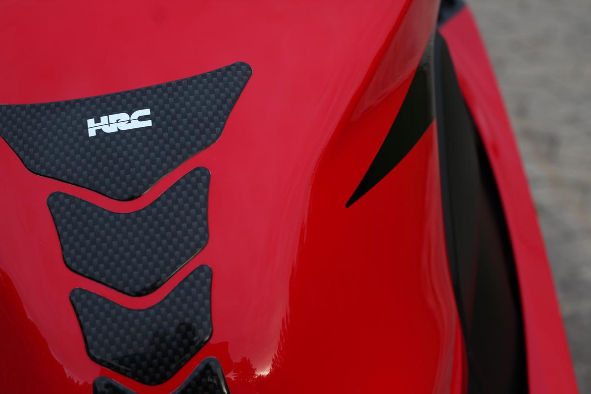 Honda CBR1000RR - Firebladen efter en polering hos klarbil.nu ... De gutter kan deres kram! billede 12