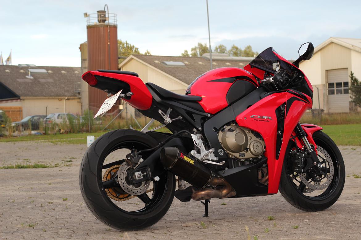 Honda CBR1000RR - Firebladen efter en polering hos klarbil.nu ... De gutter kan deres kram! billede 13