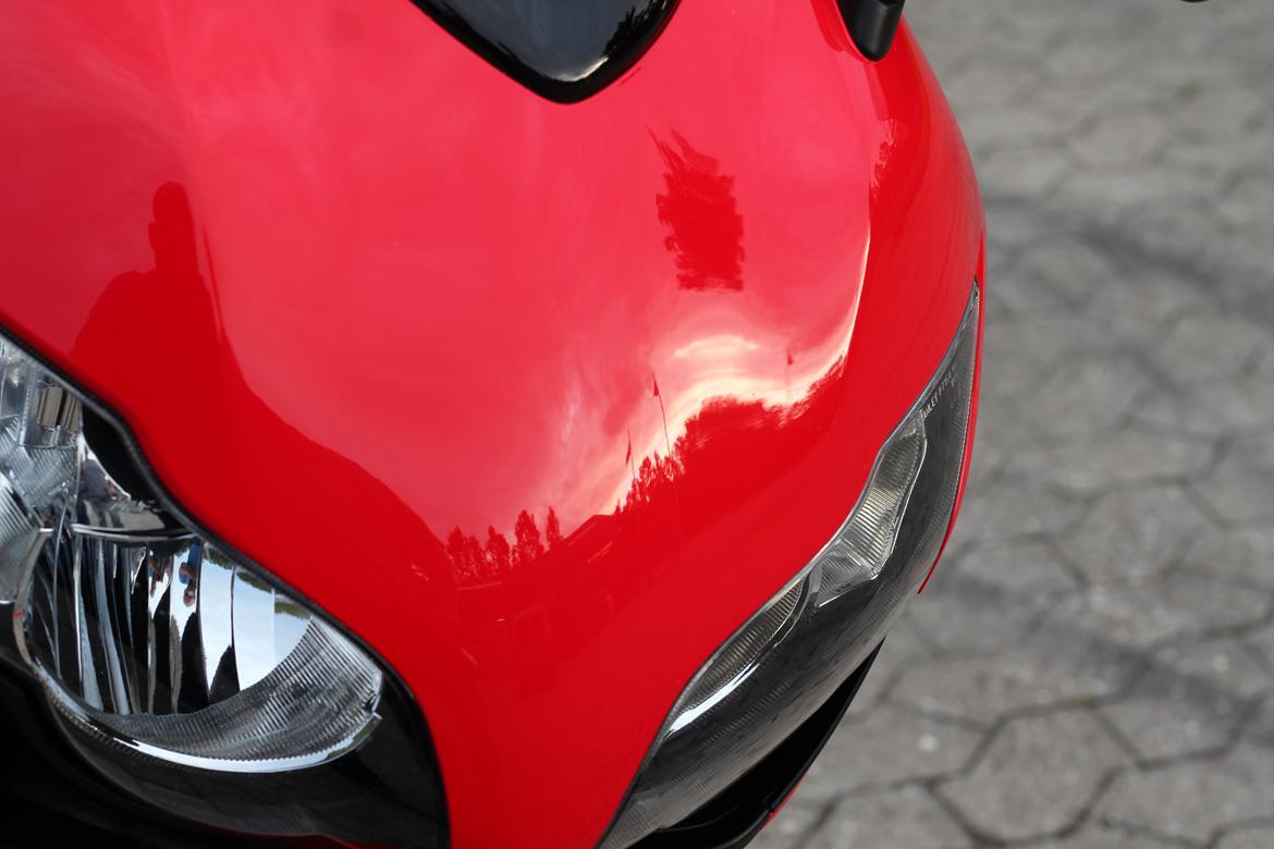Honda CBR1000RR - Firebladen efter en polering hos klarbil.nu ... De gutter kan deres kram! billede 17