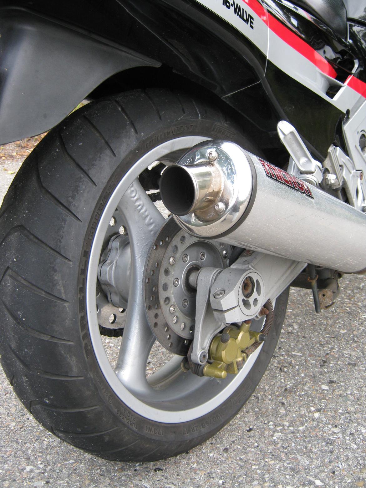 Kawasaki ZX-10 billede 5