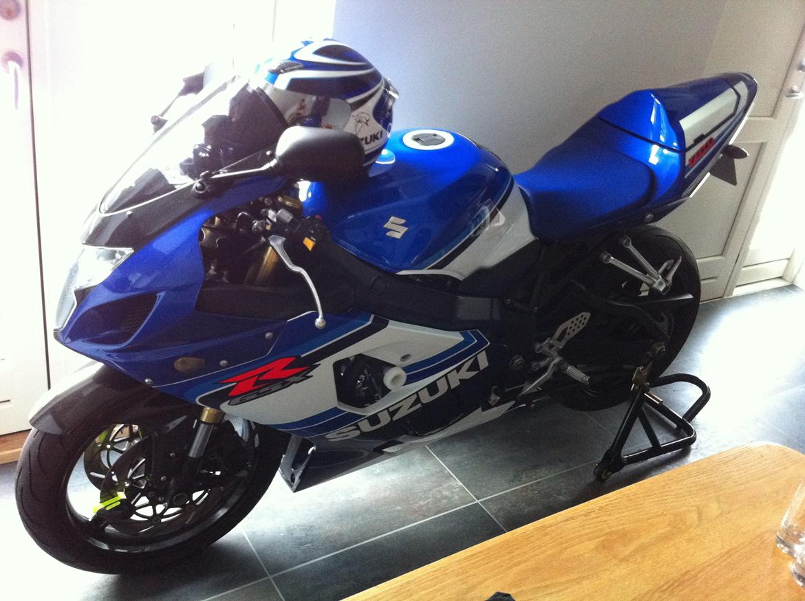 Suzuki Suzuki GSX-R 750 Jubilæums Model billede 3