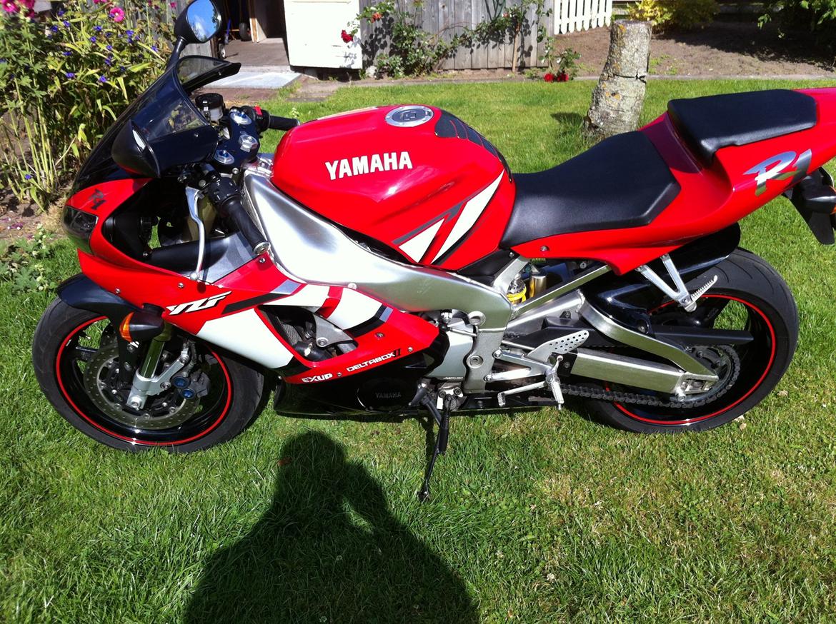 Yamaha Yzf R1 billede 3