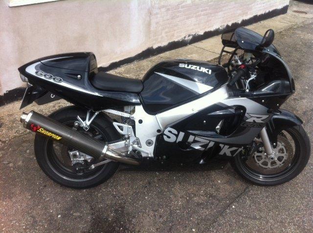 Suzuki GSX-R600 SRAD billede 3