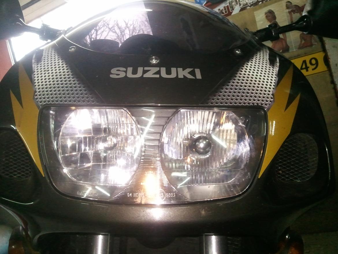 Suzuki GSX-750R tidligere mc billede 9
