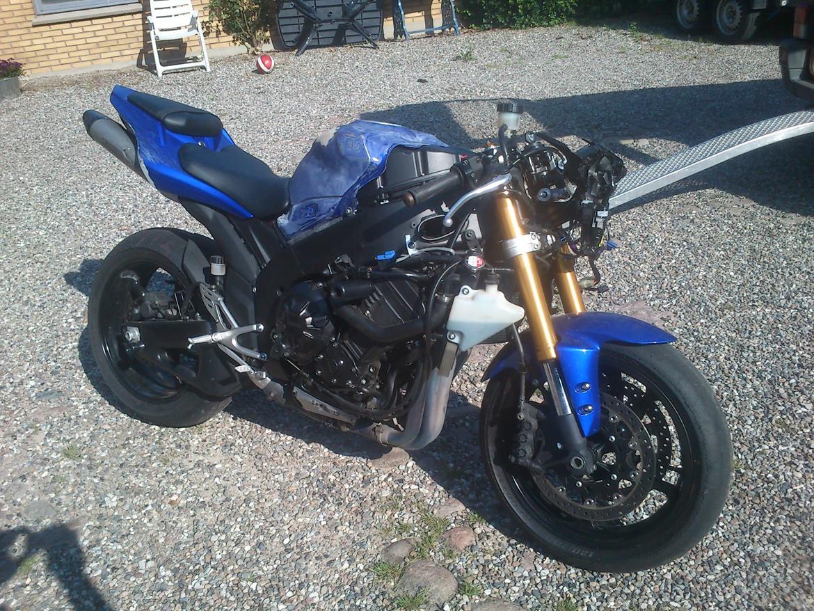 Yamaha YZF R1 >baneged< - Lige hentet fra sælger billede 3