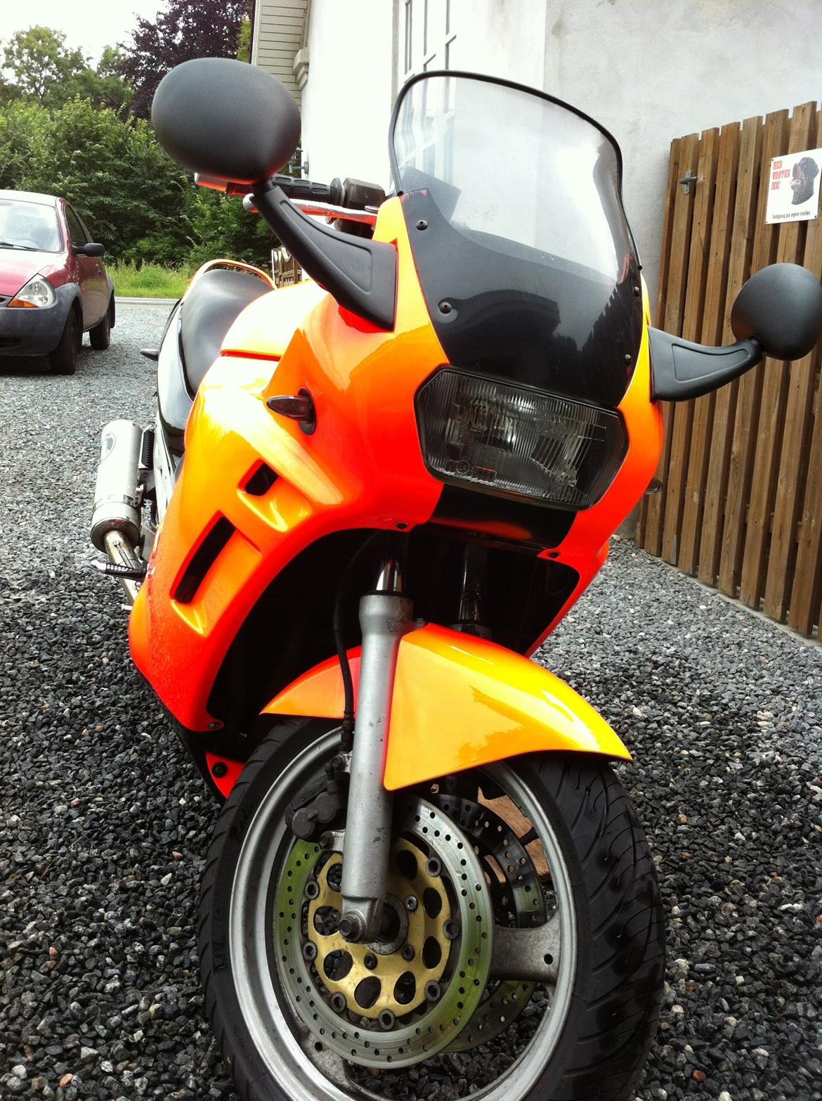 Suzuki Gsx 750 f billede 4