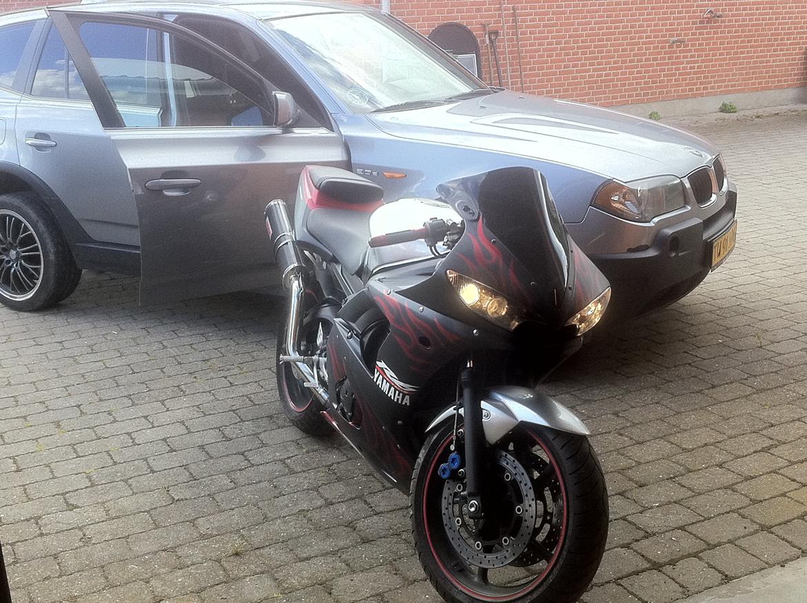 Yamaha R6 billede 10